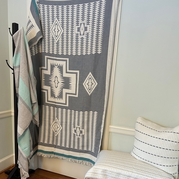 Anthropologie EVERYWHERE Blanket Organic Cotton Soft Loom Weave Hand Crafted - Picture 5 of 14